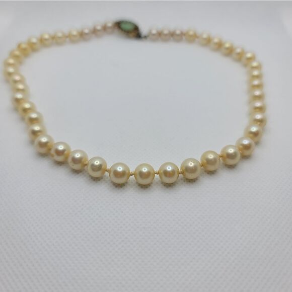 JOSEPH MAZER Vintage Faux Pearl Necklace - Picture 2 of 9